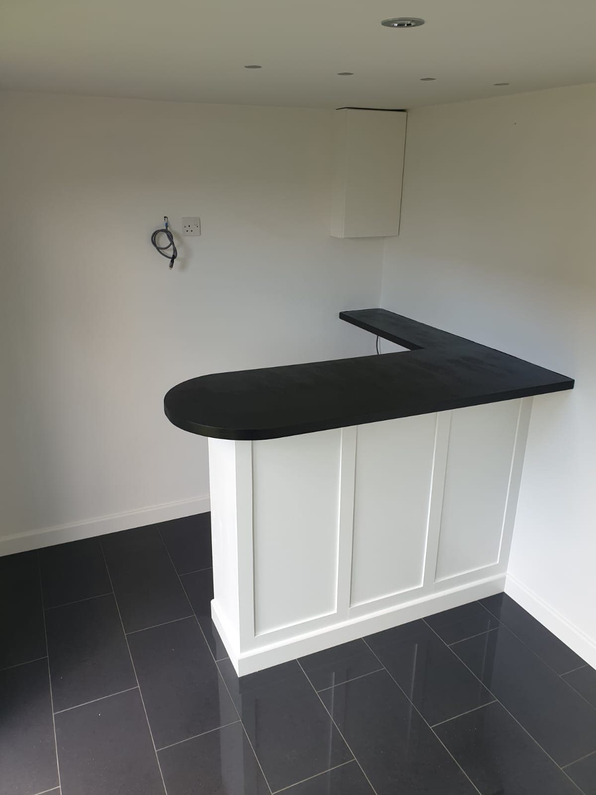 Room renovation with plastering and decorating