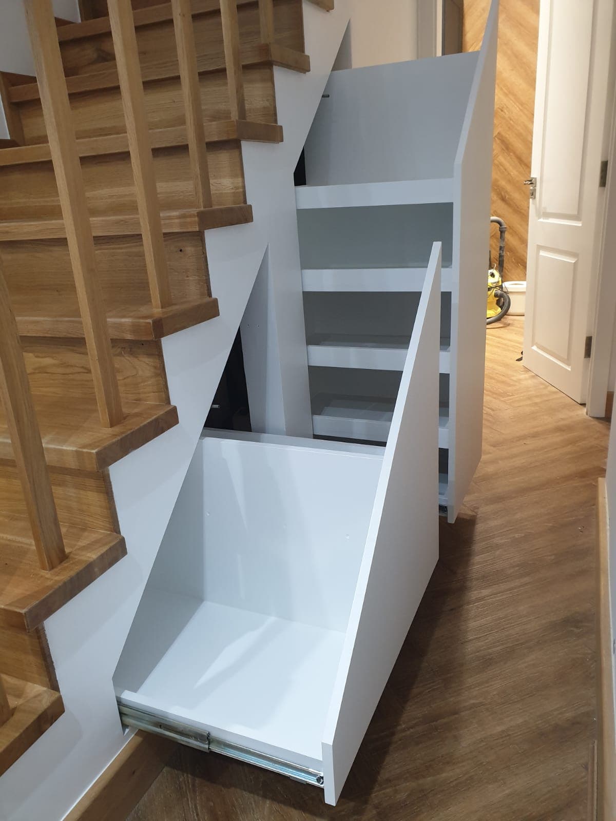 Fitted wardrobe and cupboard construction