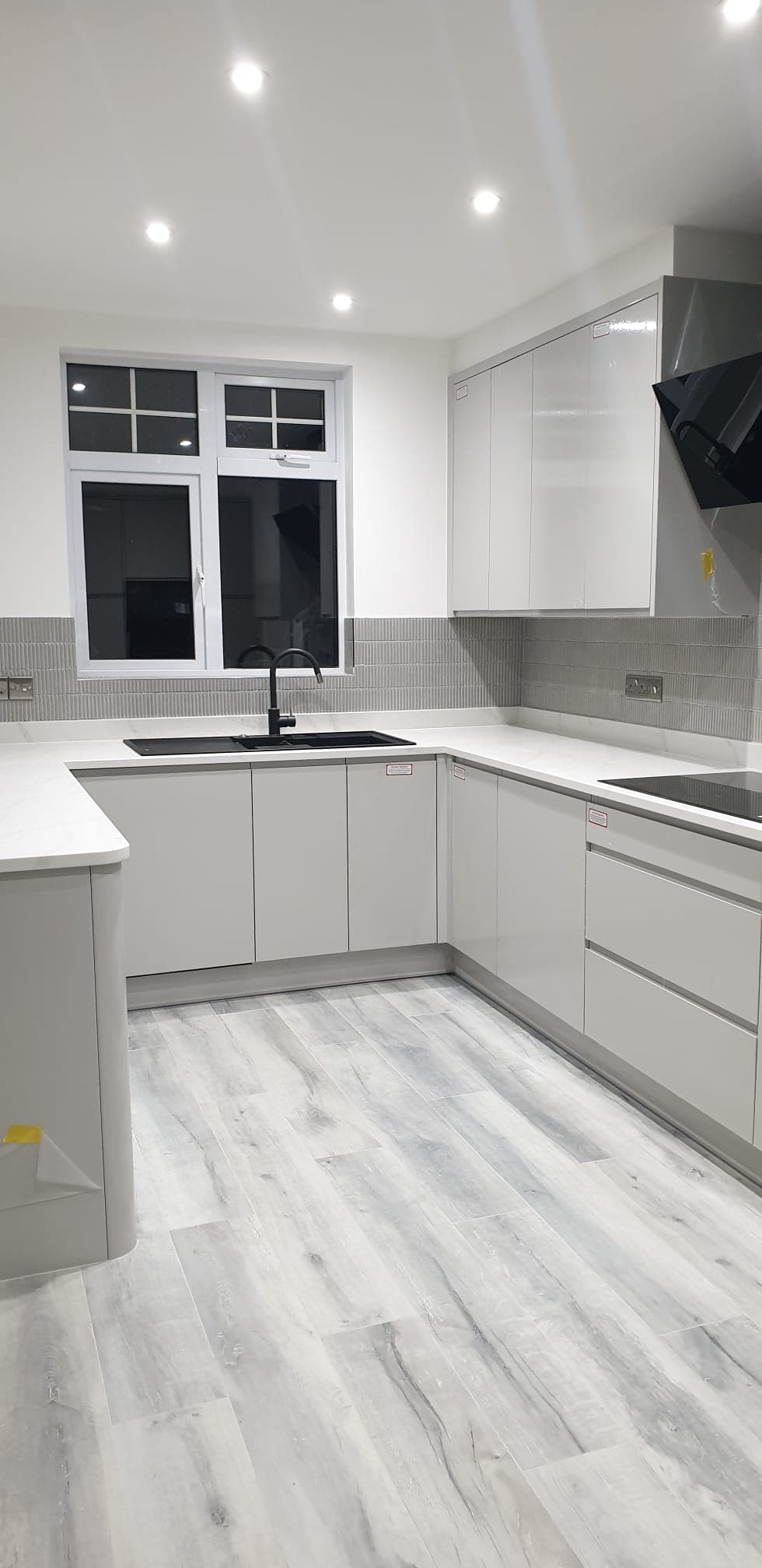 Professional kitchen cabinet fitting and assembly